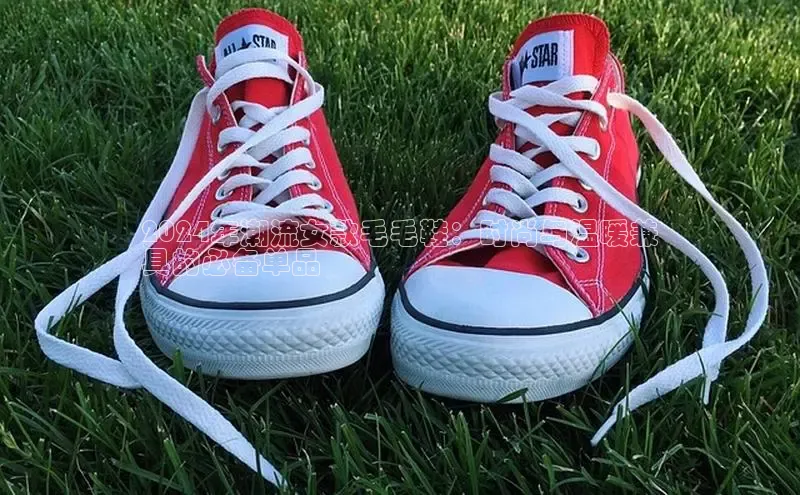 8868体育官网下载观星盘2024年潮流女款毛毛鞋：时尚与温暖兼
具的必备单品